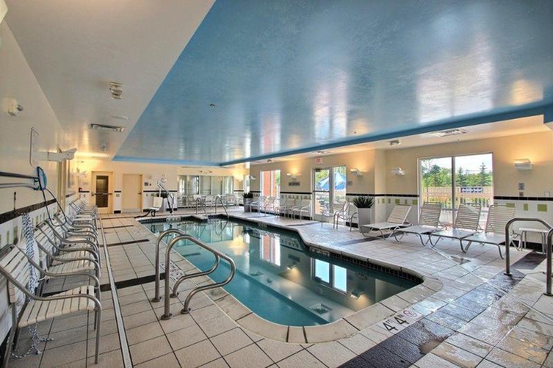 Fairfield Inn & Suites By Marriott Milwaukee Airport Oak Creek Eksteriør billede