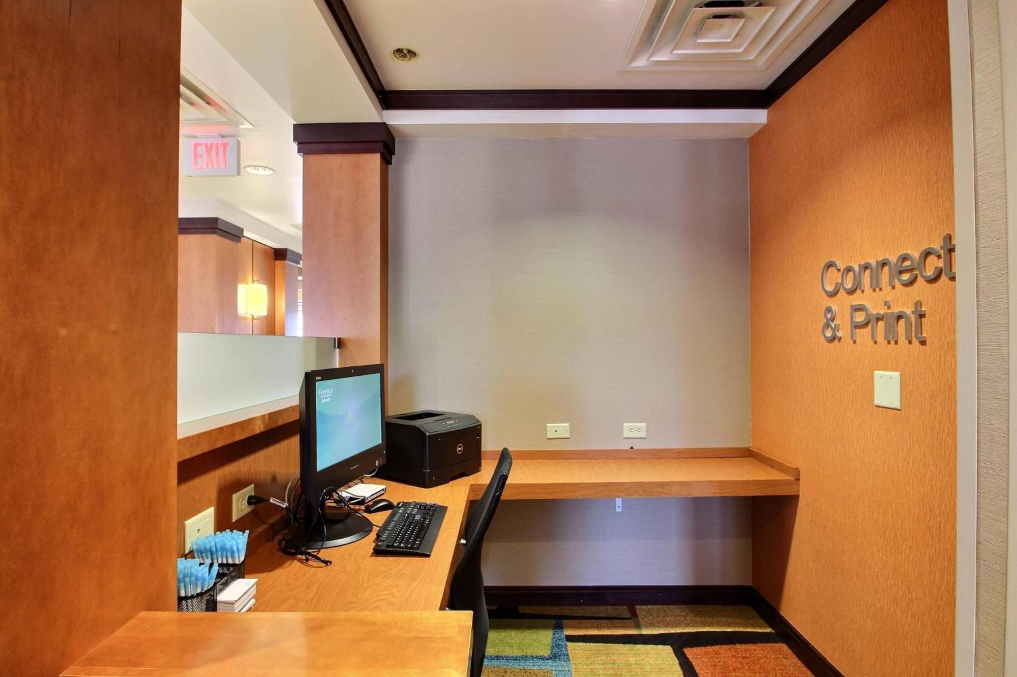 Fairfield Inn & Suites By Marriott Milwaukee Airport Oak Creek Eksteriør billede