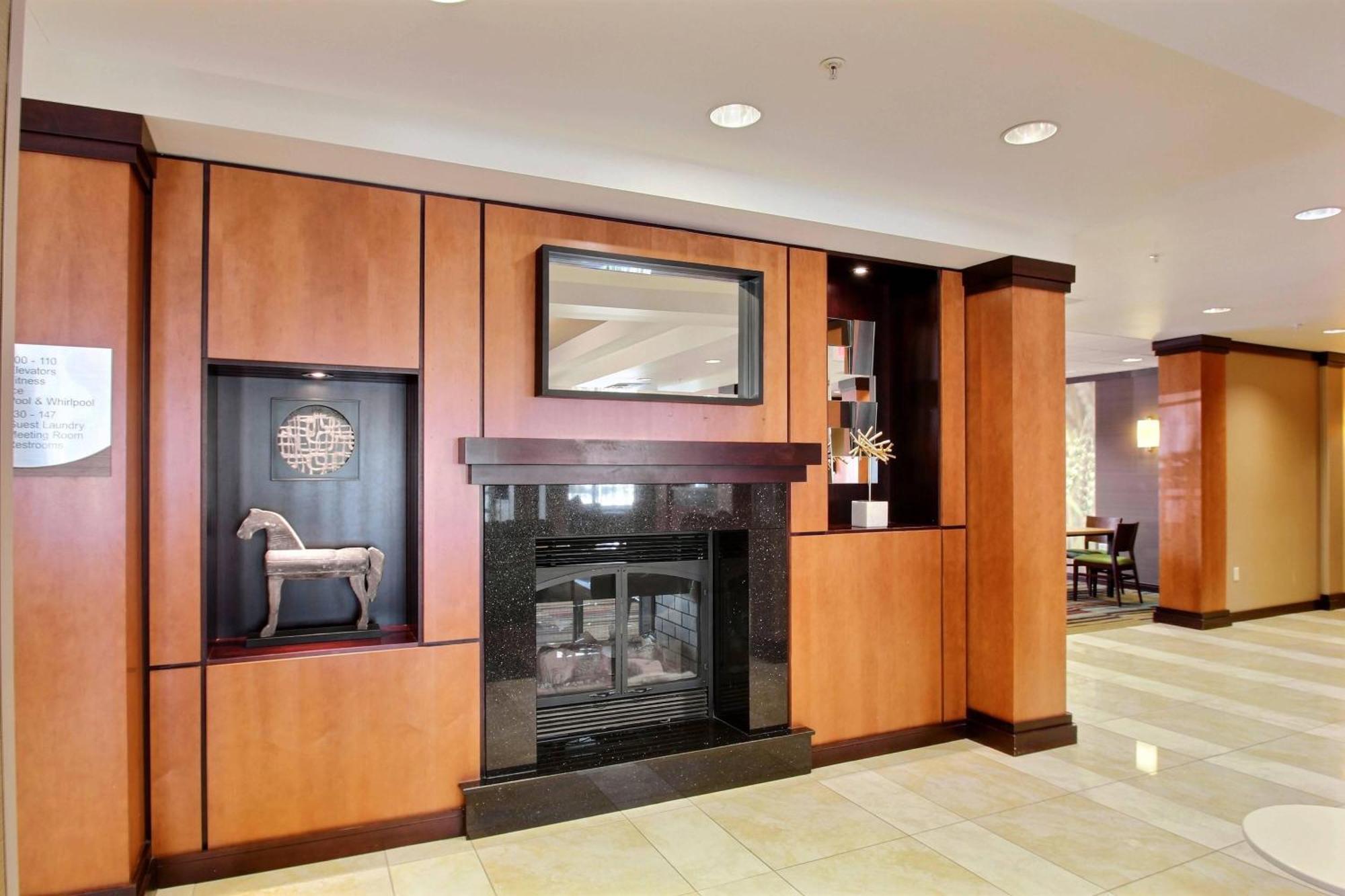 Fairfield Inn & Suites By Marriott Milwaukee Airport Oak Creek Eksteriør billede