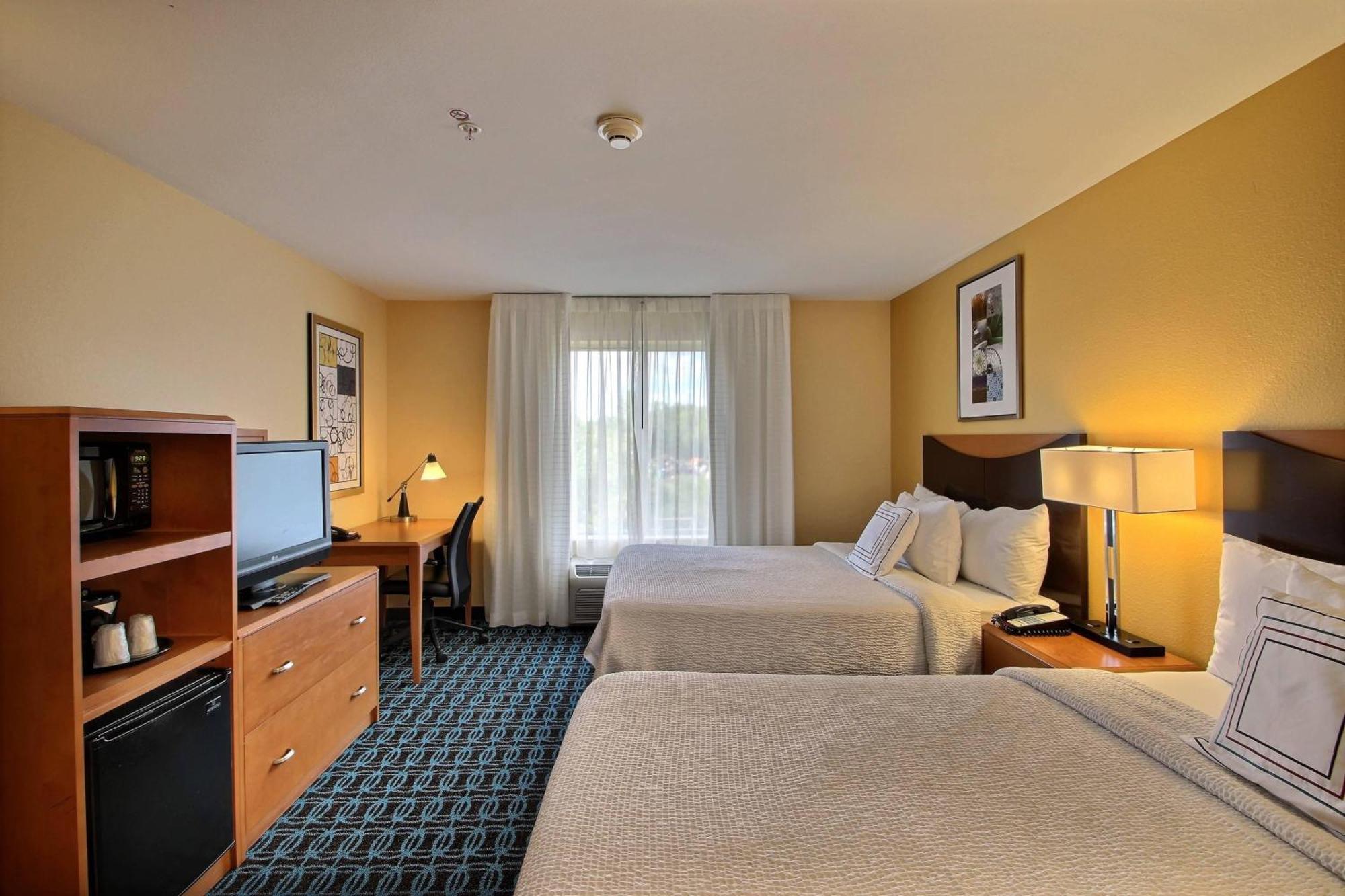 Fairfield Inn & Suites By Marriott Milwaukee Airport Oak Creek Eksteriør billede