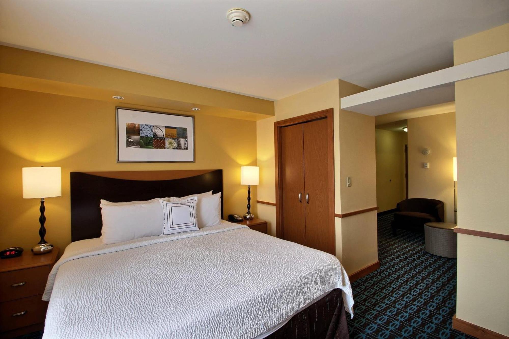 Fairfield Inn & Suites By Marriott Milwaukee Airport Oak Creek Eksteriør billede